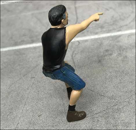 1:18 Derek Figur